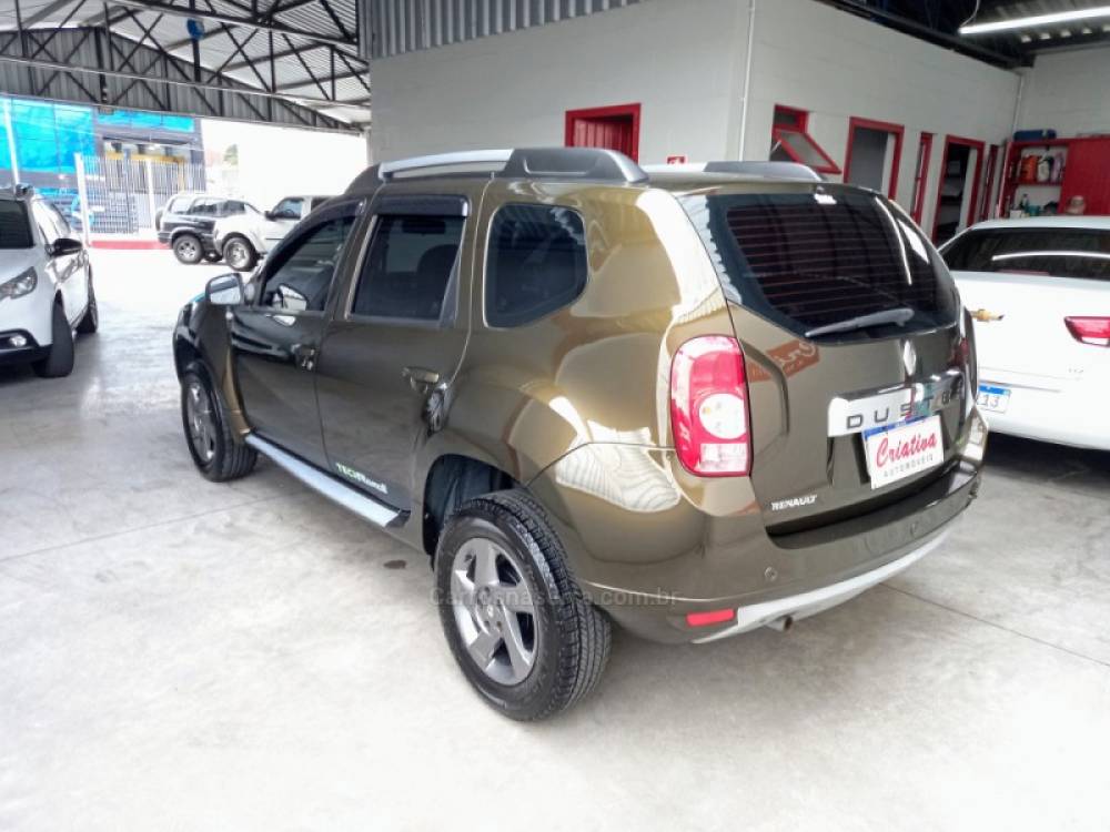 RENAULT - DUSTER - 2013/2013 - Verde - R$ 52.900,00
