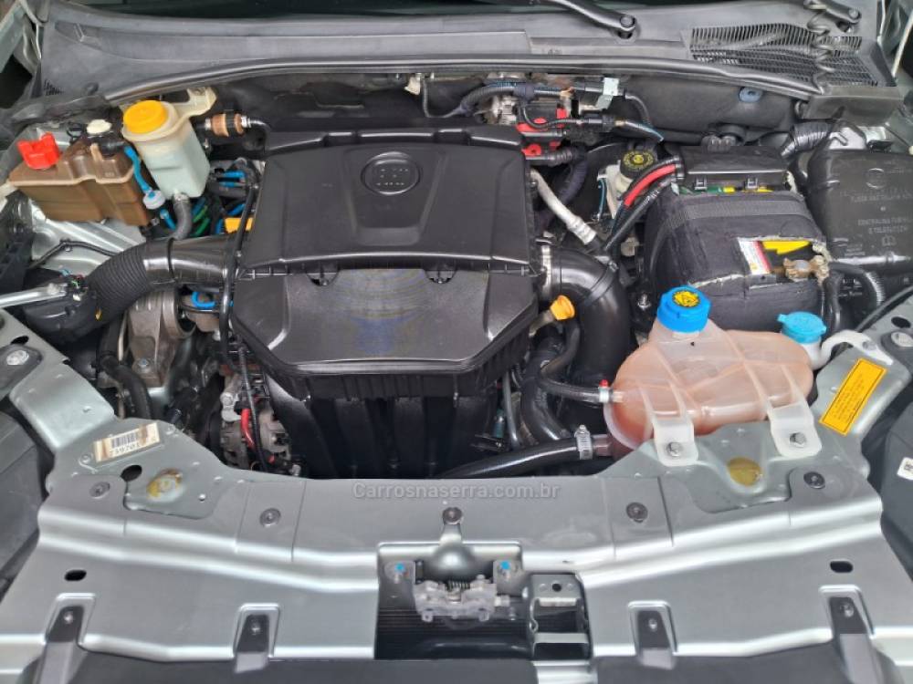 FIAT - LINEA - 2014/2015 - Cinza - R$ 41.900,00