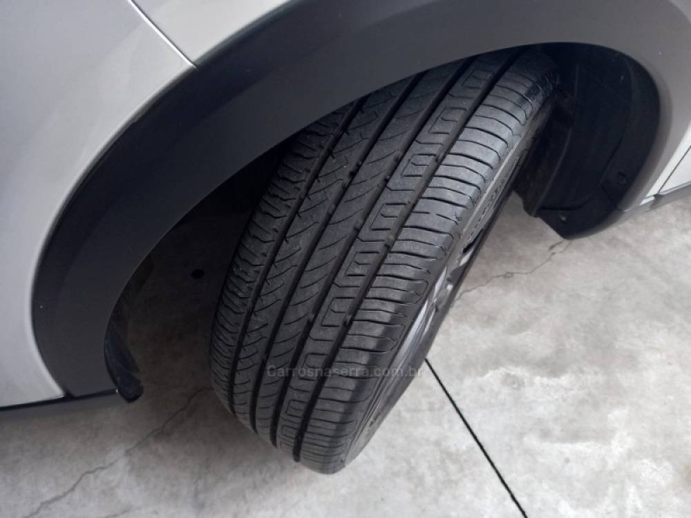 NISSAN - KICKS - 2019/2020 - Prata - R$ 84.900,00