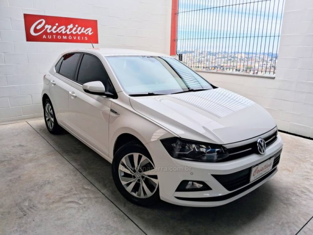 VOLKSWAGEN - POLO - 2018/2019 - Branca - R$ 77.900,00