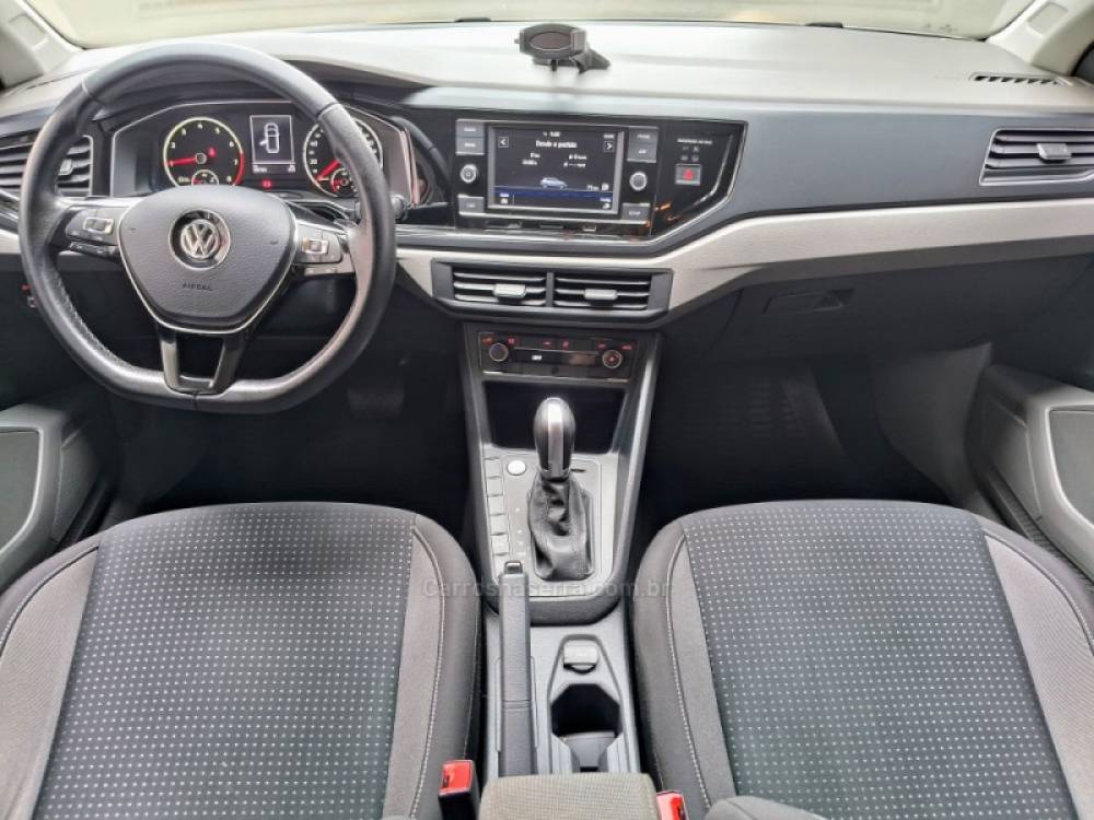 VOLKSWAGEN - POLO - 2018/2019 - Branca - R$ 77.900,00