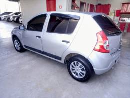 RENAULT - SANDERO - 2010/2010 - Prata - R$ 28.900,00