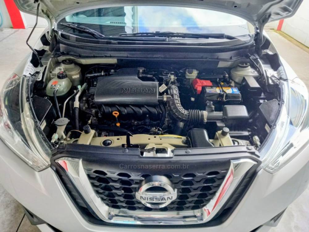 NISSAN - KICKS - 2019/2020 - Prata - R$ 84.900,00
