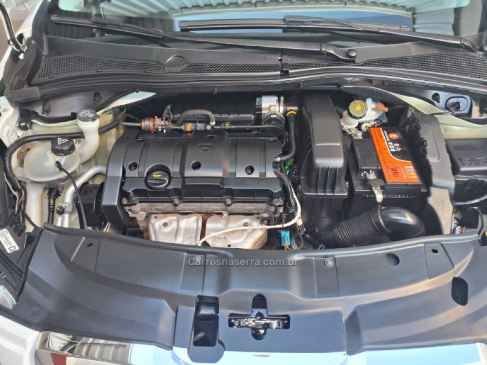 PEUGEOT - 2008 - 2018/2019 - Branca - R$ 59.900,00
