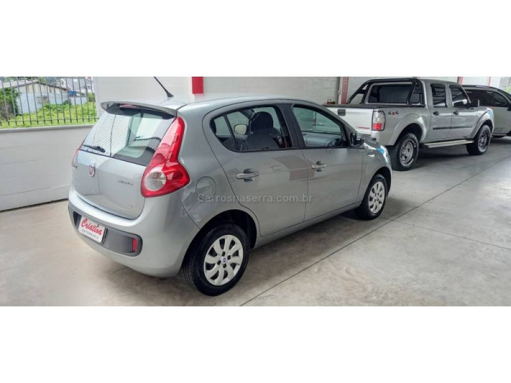 FIAT - PALIO - 2013/2013 - Cinza - R$ 38.500,00