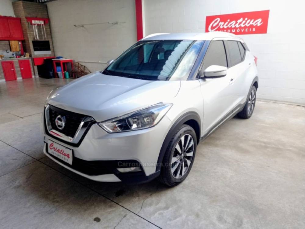 NISSAN - KICKS - 2019/2020 - Prata - R$ 84.900,00