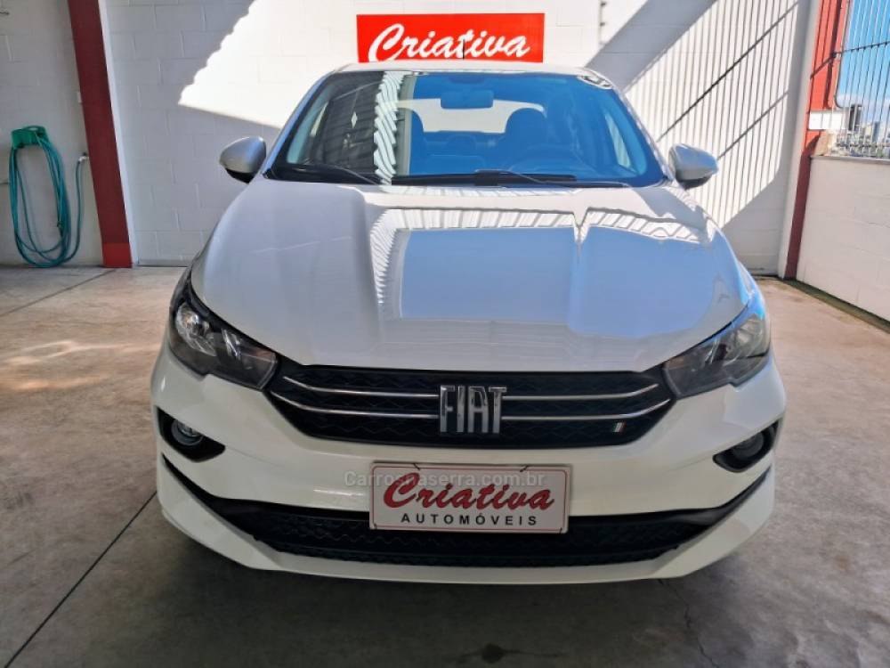 FIAT - CRONOS - 2022/2023 - Branca - R$ 85.900,00