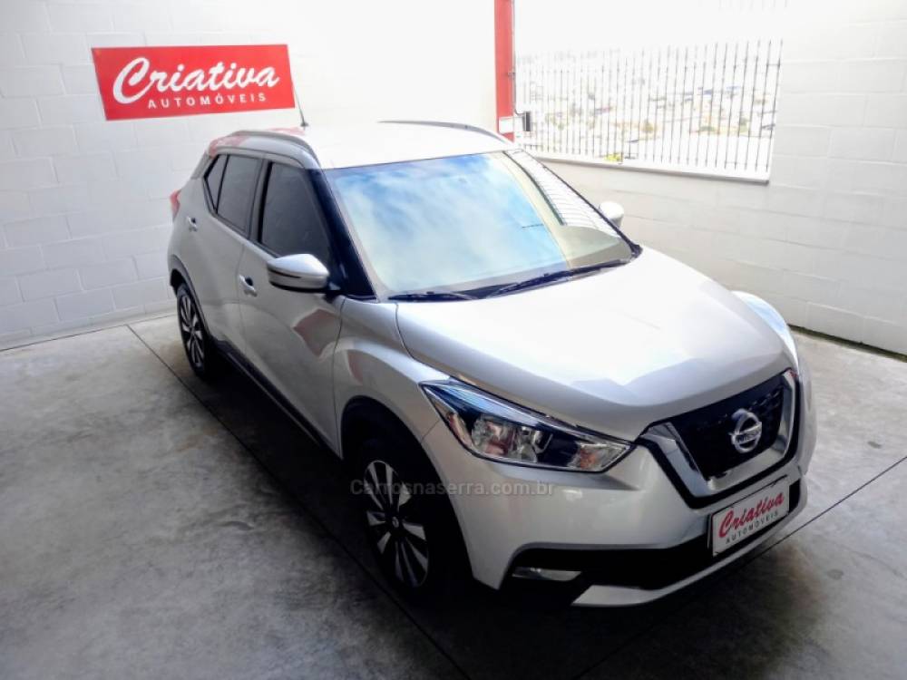 NISSAN - KICKS - 2019/2020 - Prata - R$ 84.900,00